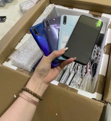 ĐIỆN THOẠI VIVO Y19 (8/128GB) RAM THỰC KHÔNG PHỤ KIỆN 