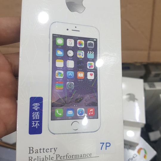 Pin iPhone 7Plus Hộp Trắng (có siêu dán pin)