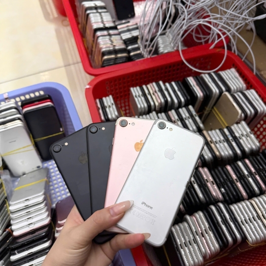 ĐIỆN THOẠI IPHONE 7 32GB ZIN PHẨY 